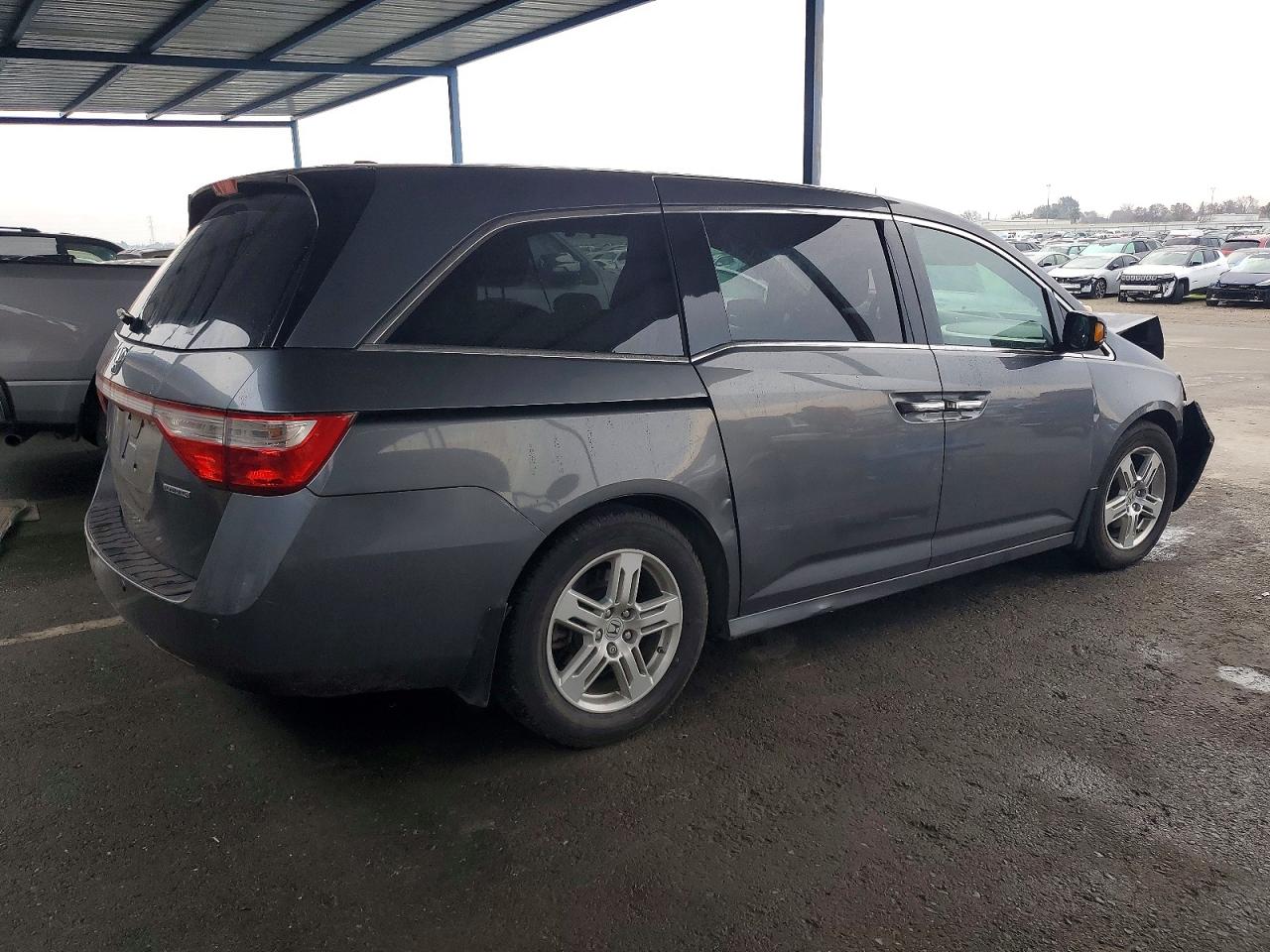 2012 HONDA ODYSSEY TOURING photo 3