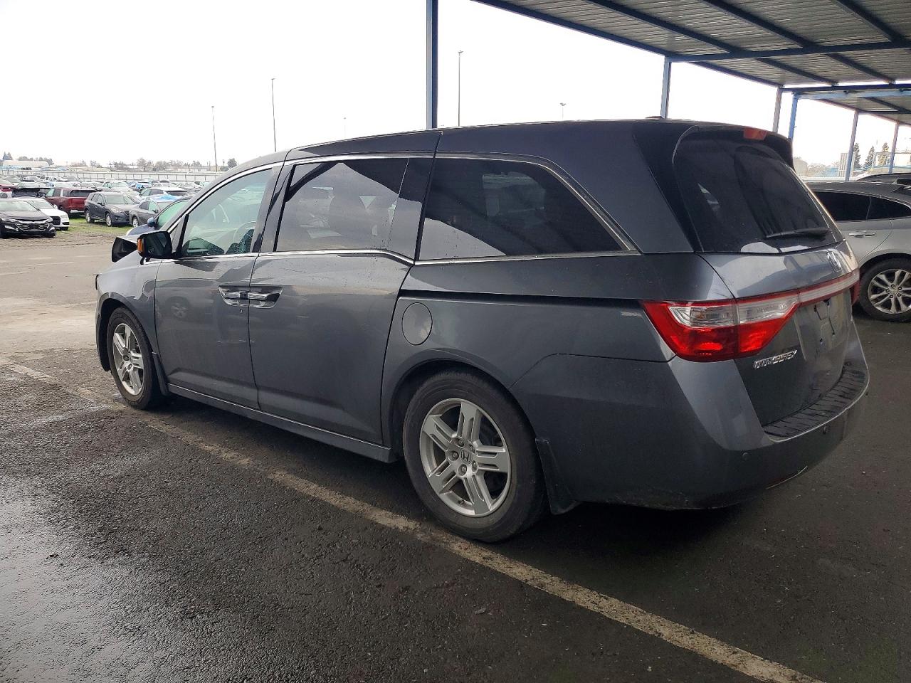 2012 HONDA ODYSSEY TOURING photo 2