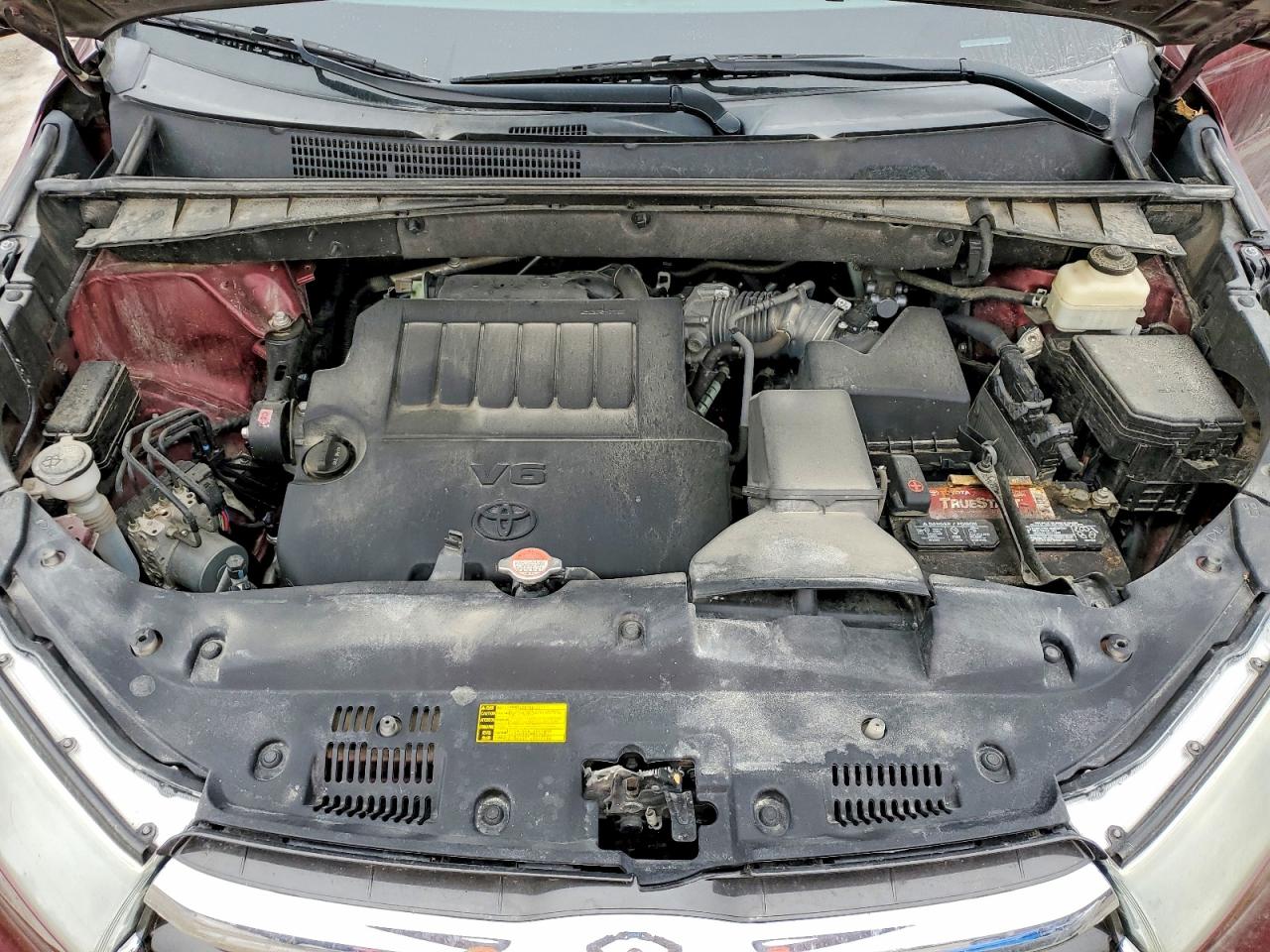 2016 TOYOTA HIGHLANDER XLE photo 12