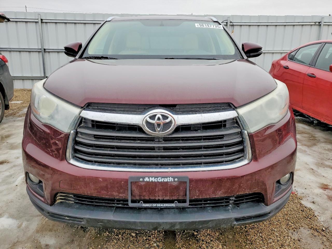 2016 TOYOTA HIGHLANDER XLE photo 5