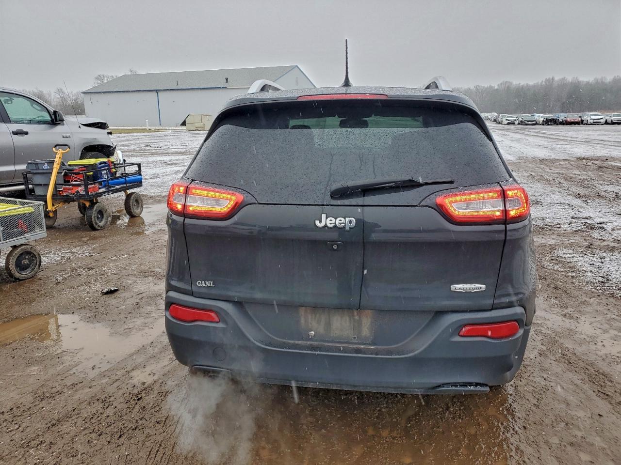 2016 JEEP CHEROKEE LATITUDE photo 6