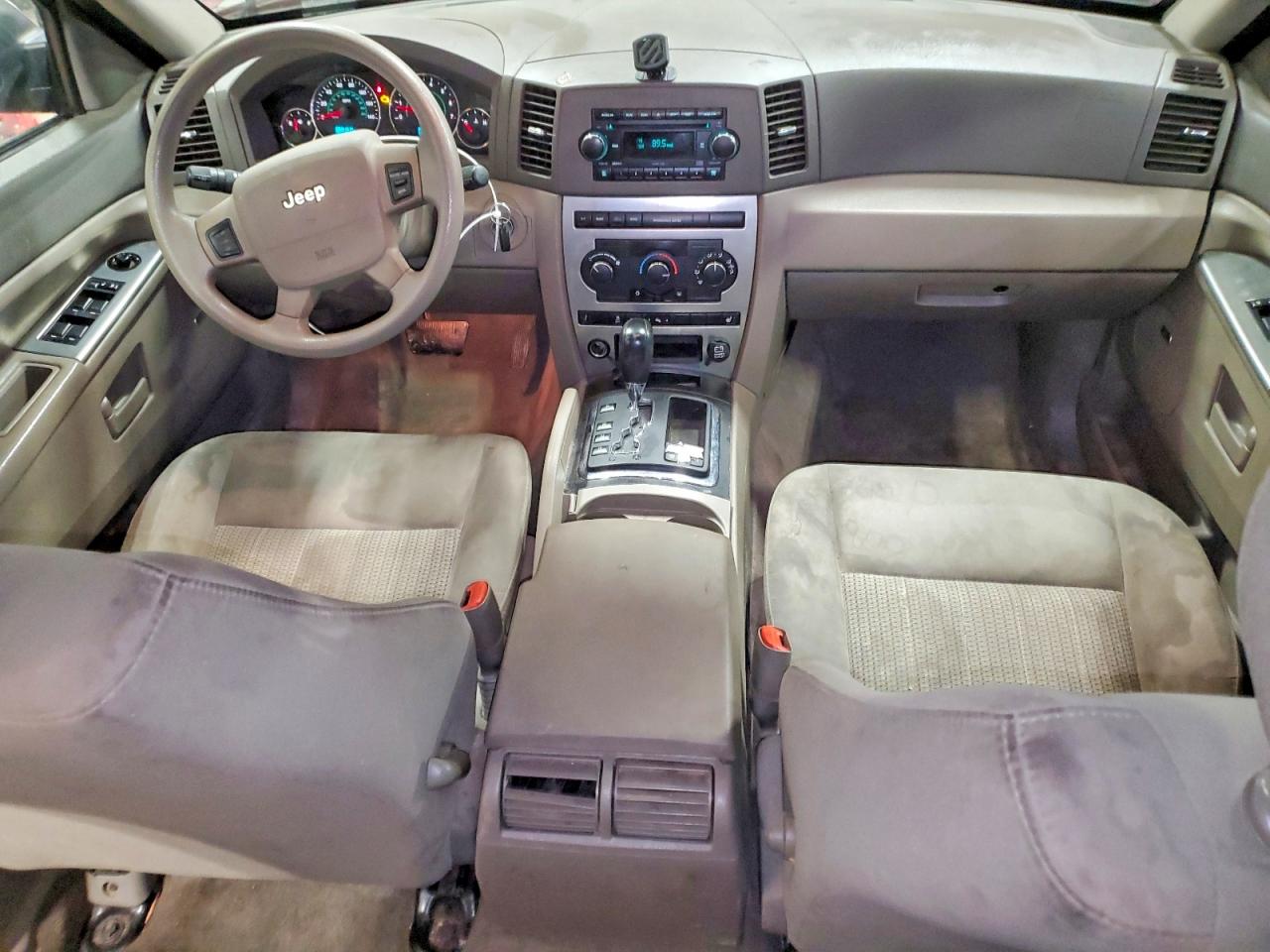 2007 JEEP GRAND CHEROKEE LAREDO photo 8