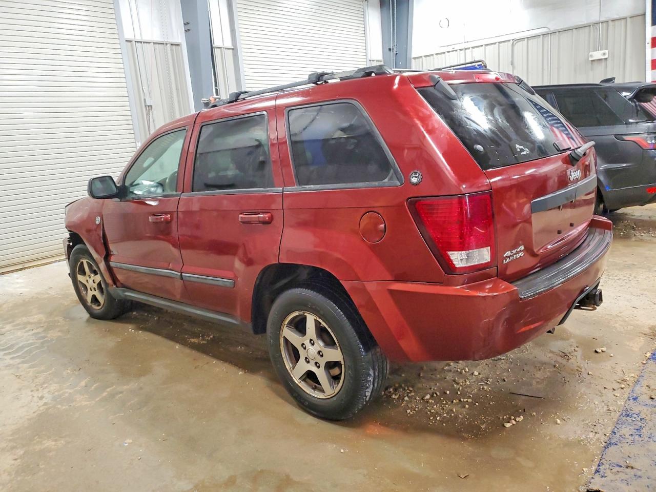 2007 JEEP GRAND CHEROKEE LAREDO photo 2