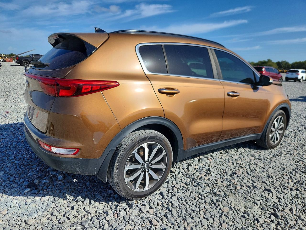 2018 KIA SPORTAGE EX photo 3