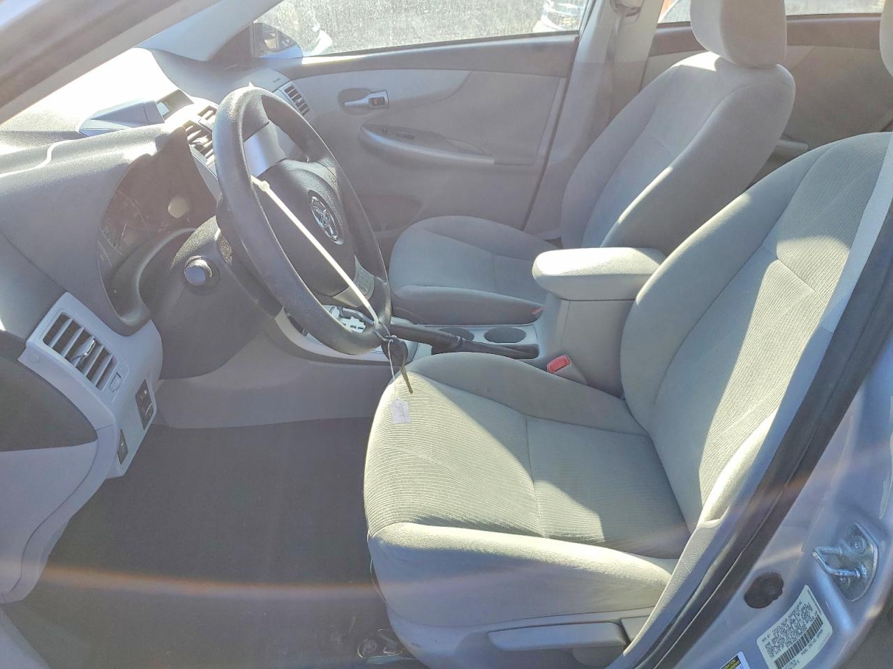 2012 TOYOTA COROLLA BASE photo 7