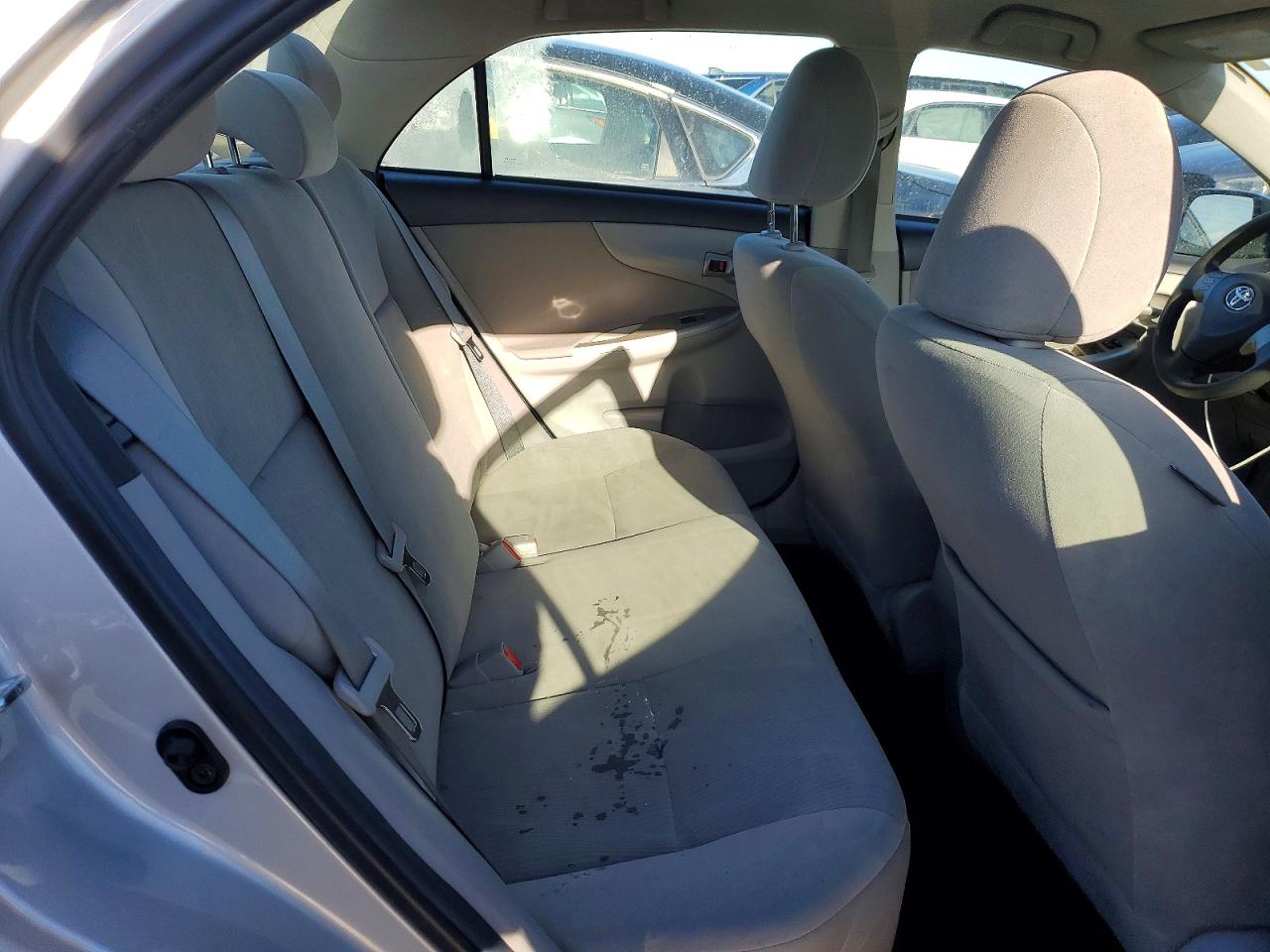 2012 TOYOTA COROLLA BASE photo 10