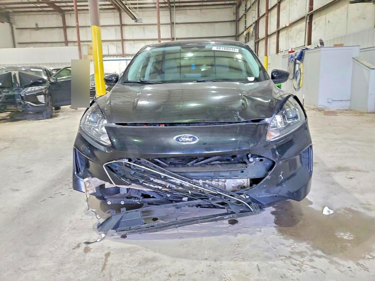 2022 FORD ESCAPE SE photo 5