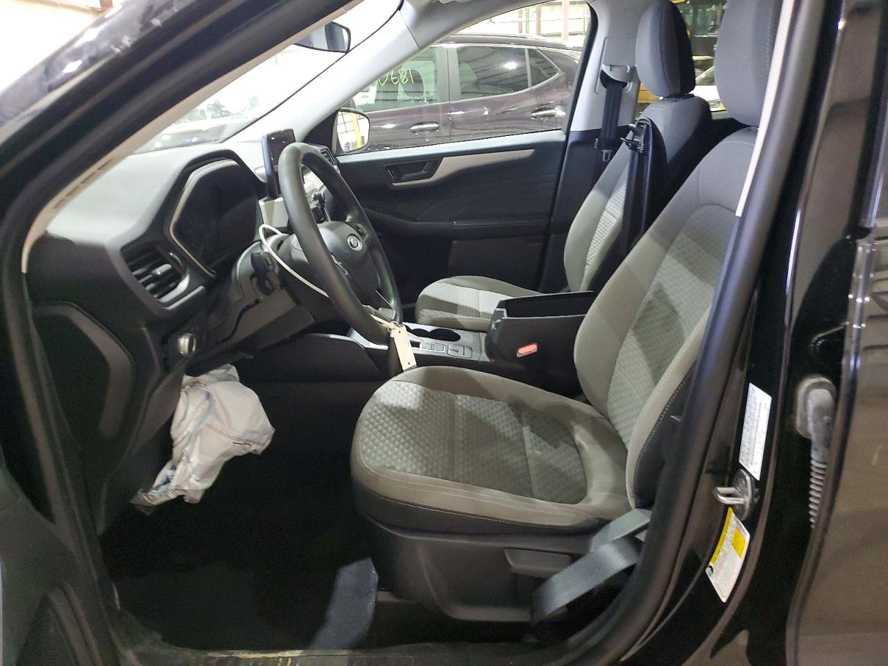 2022 FORD ESCAPE SE photo 7