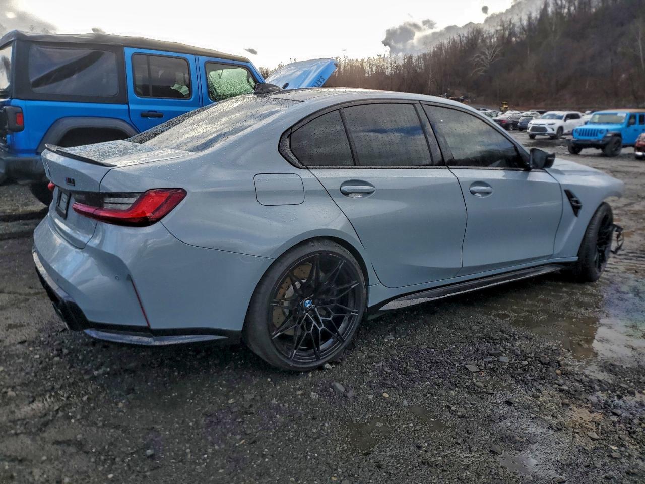 2022 BMW M3 COMPETITION photo 3