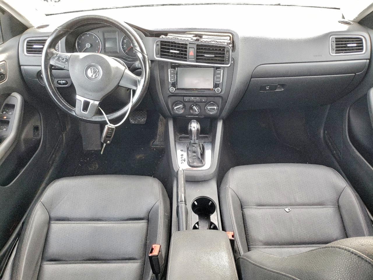 2012 VOLKSWAGEN JETTA SE photo 8