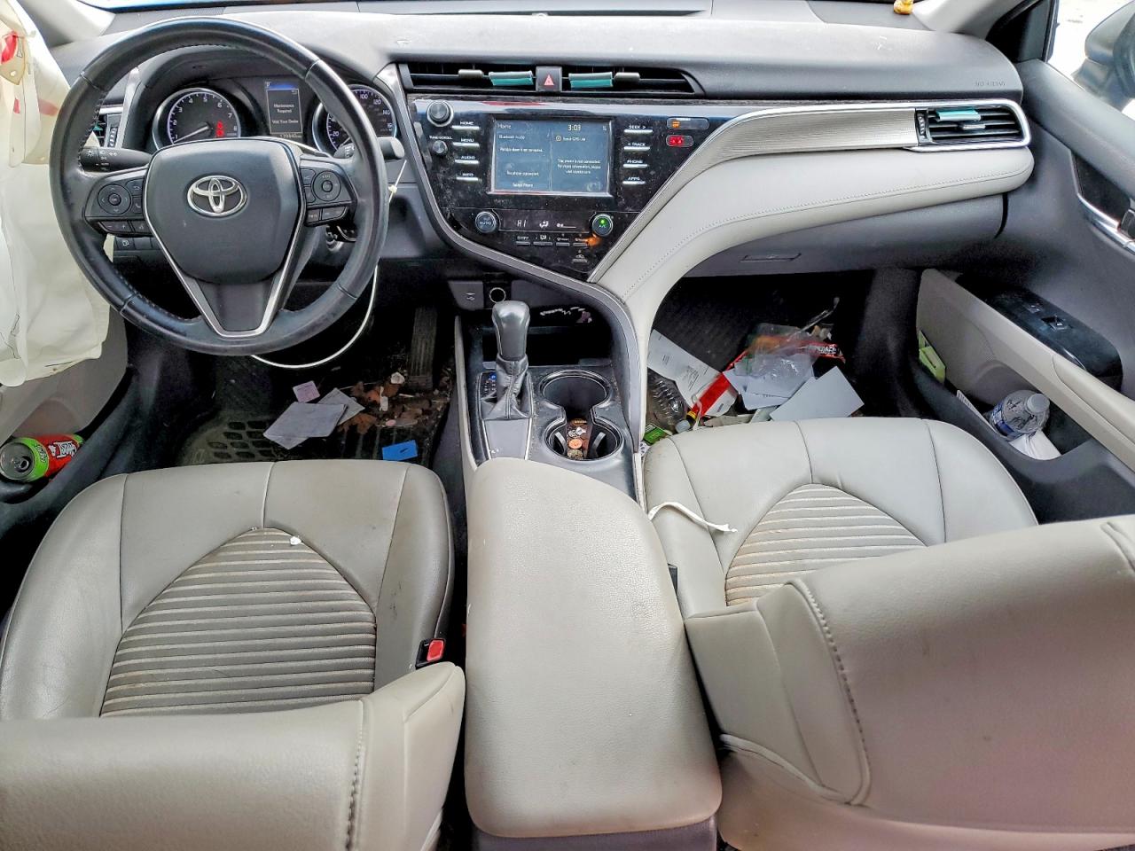 2018 TOYOTA CAMRY L photo 8