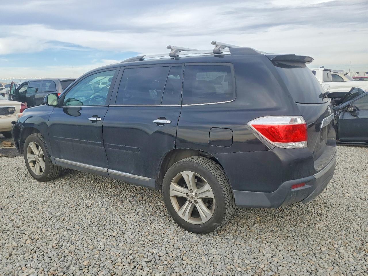 2013 TOYOTA HIGHLANDER LIMITED photo 2