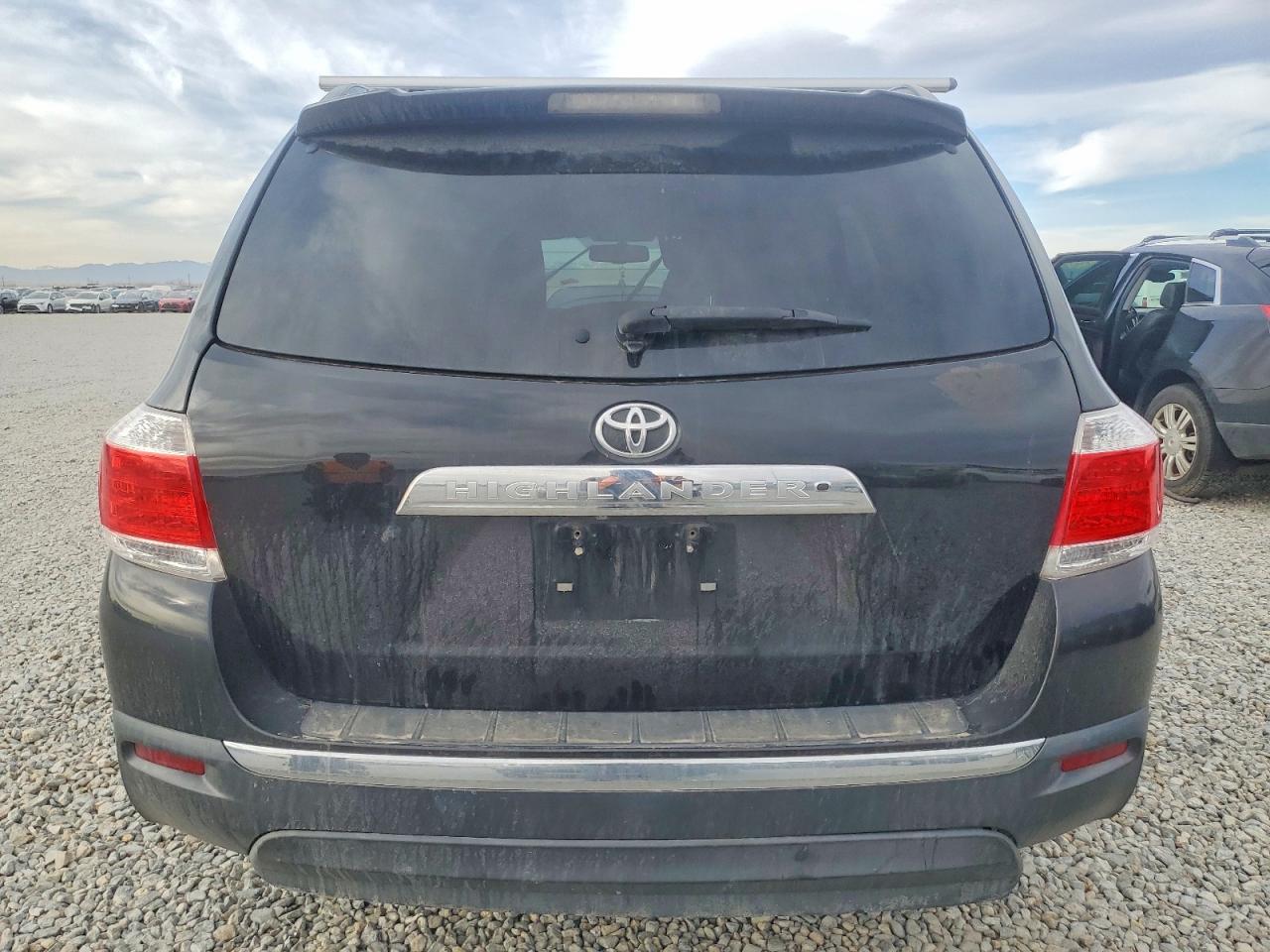 2013 TOYOTA HIGHLANDER LIMITED photo 6