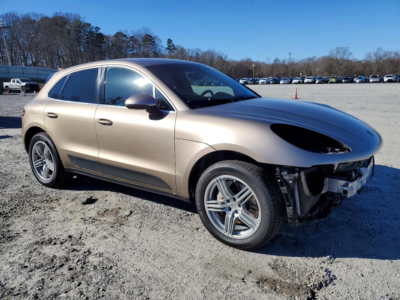 2015 PORSCHE MACAN S photo 4