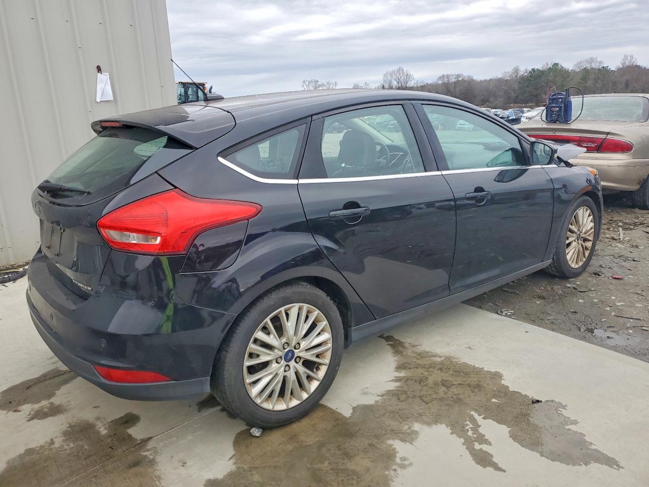 2018 FORD FOCUS TITANIUM photo 5