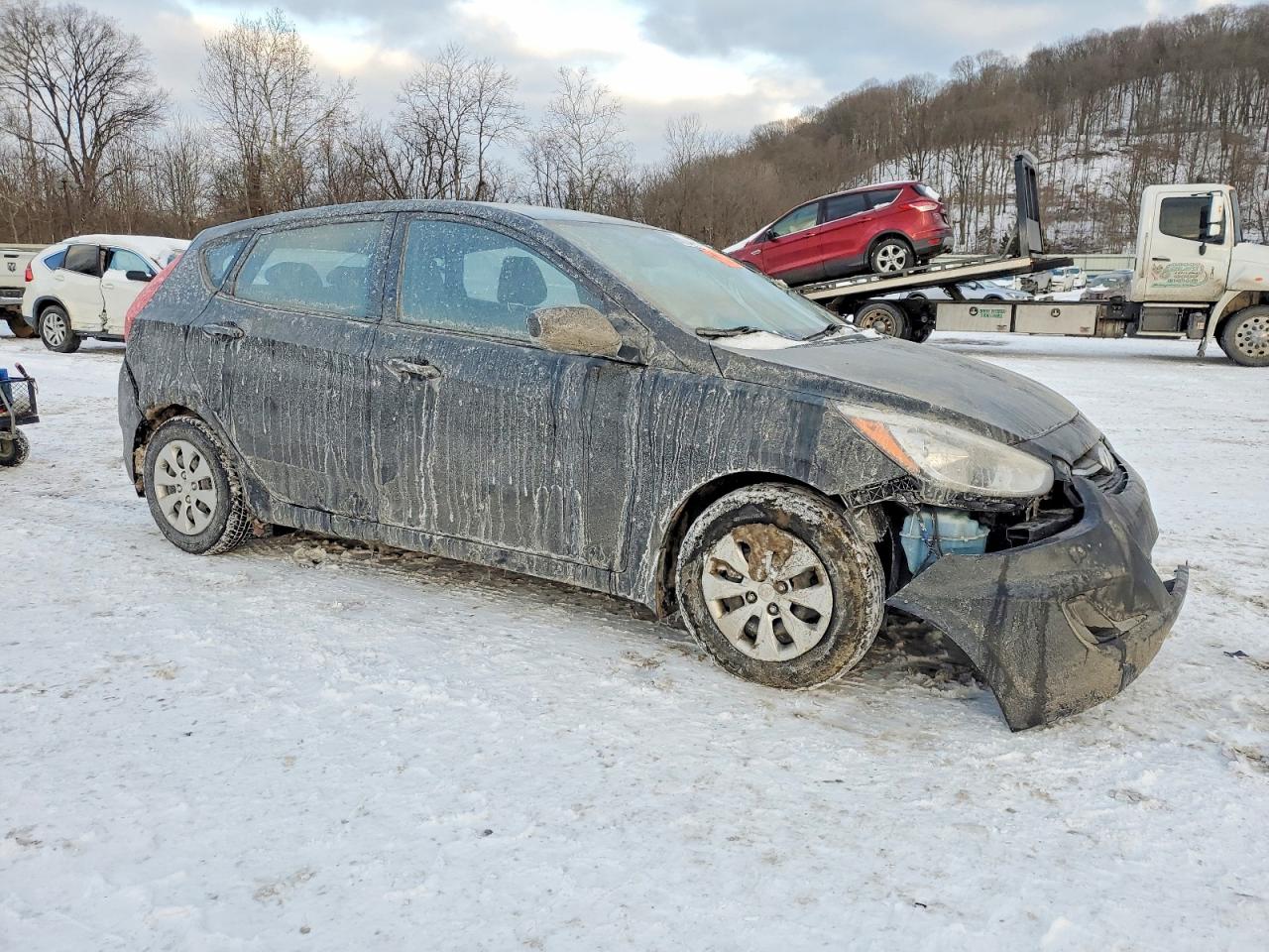 2015 HYUNDAI ACCENT GS photo 4