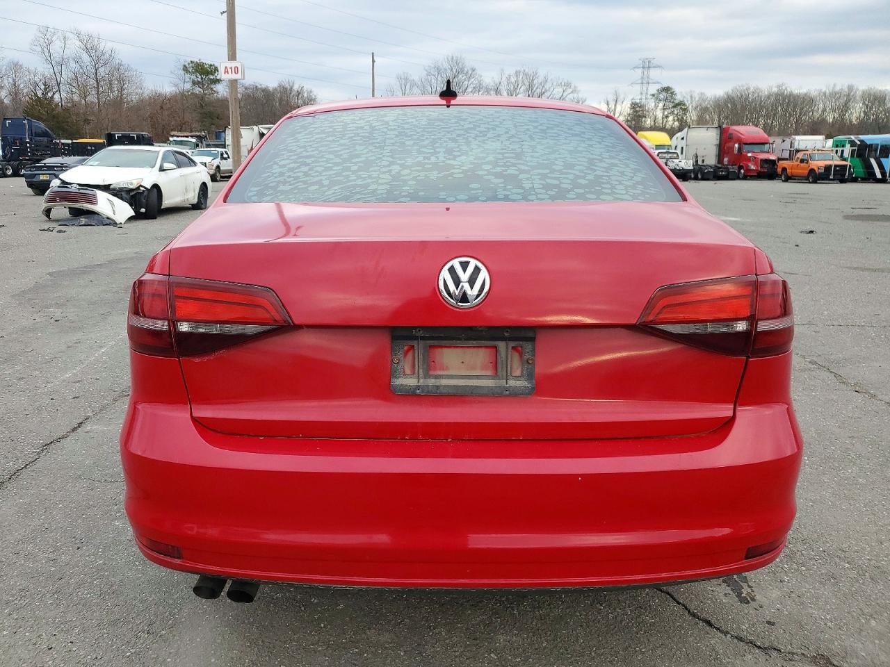 2016 VOLKSWAGEN JETTA SPORT photo 6