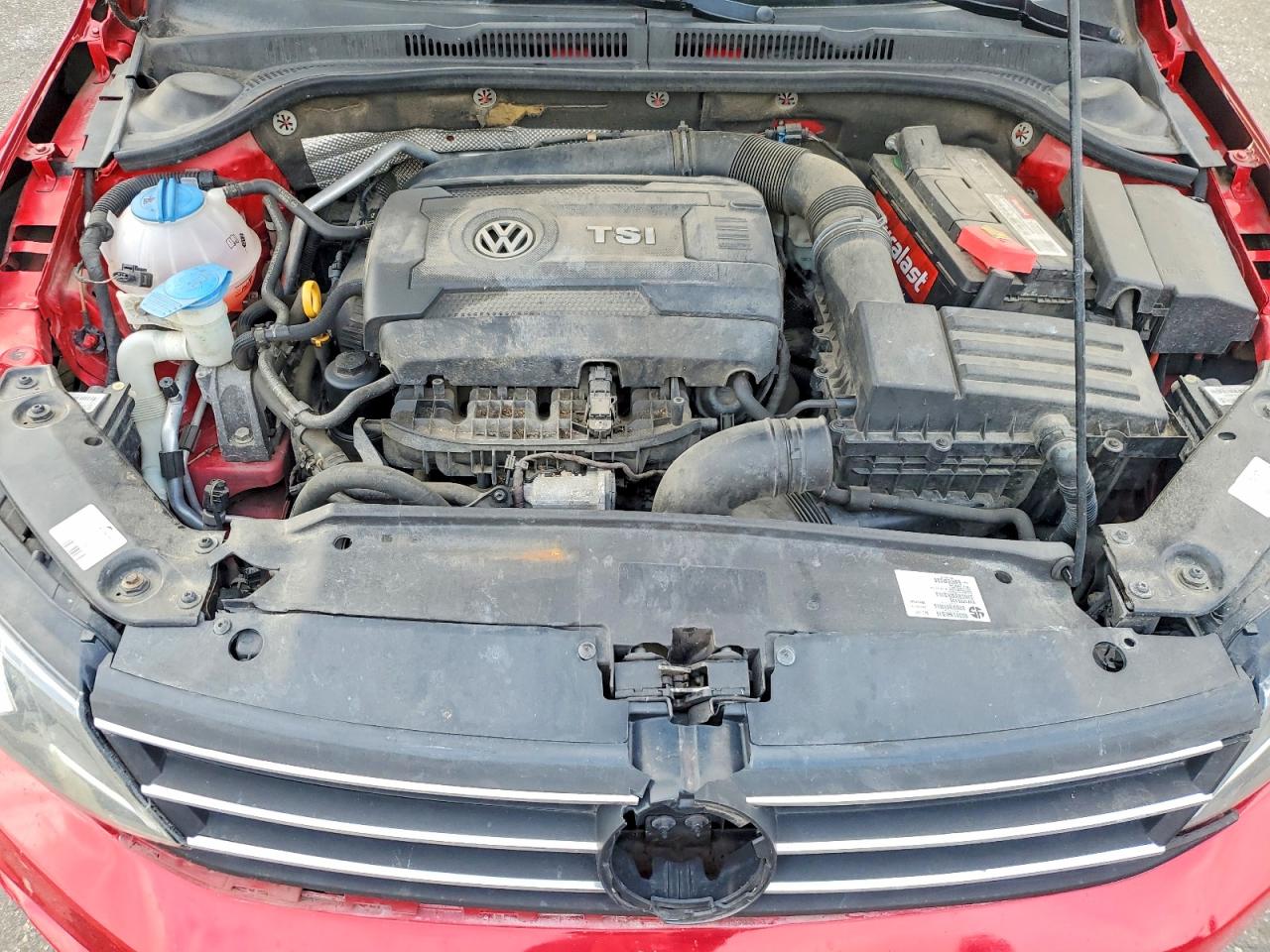 2016 VOLKSWAGEN JETTA SPORT photo 11