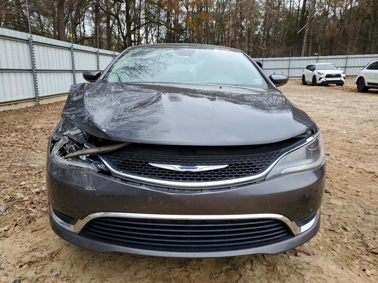 2015 CHRYSLER 200 LIMITED photo 5
