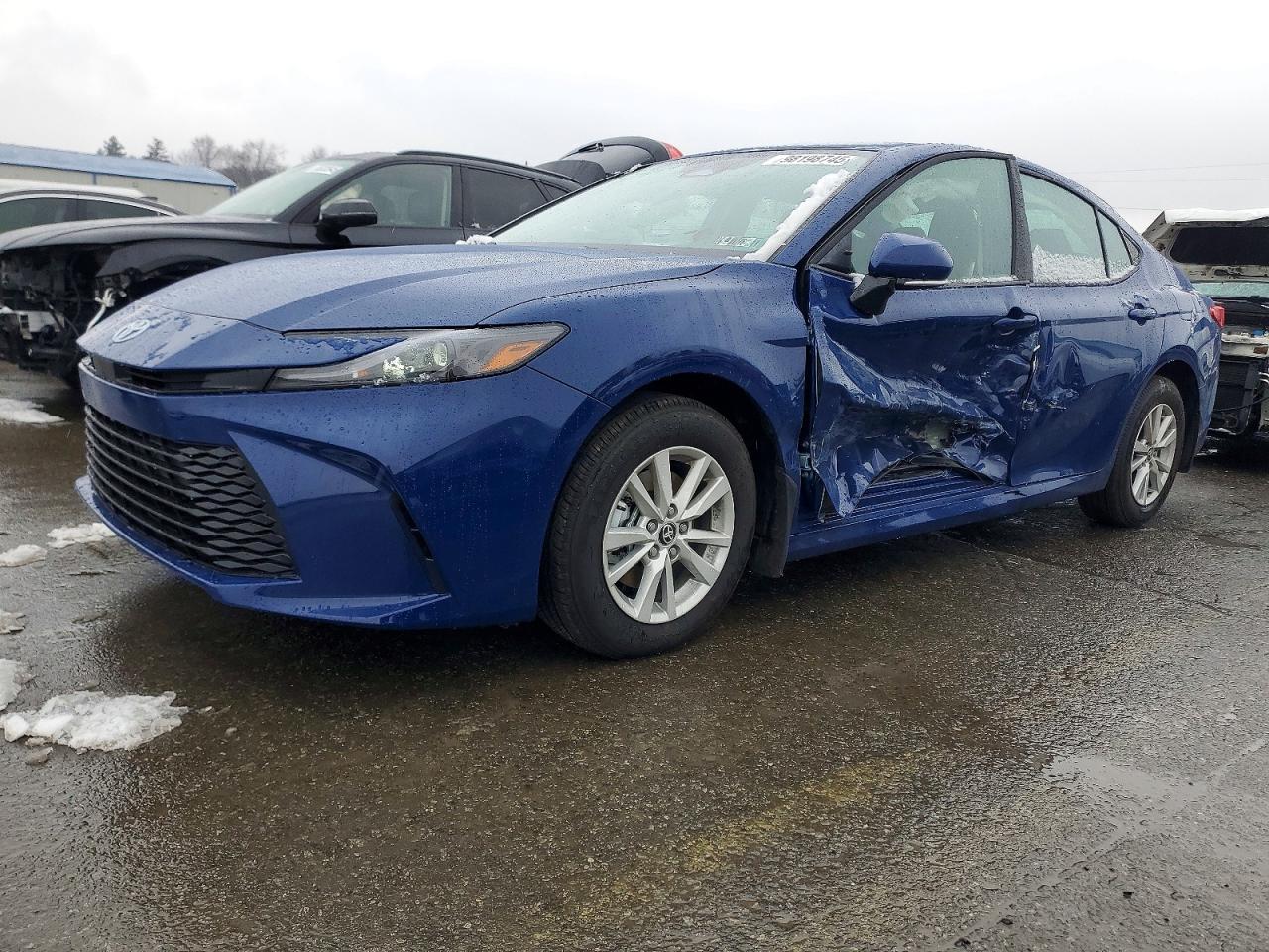 2026 TOYOTA CAMRY