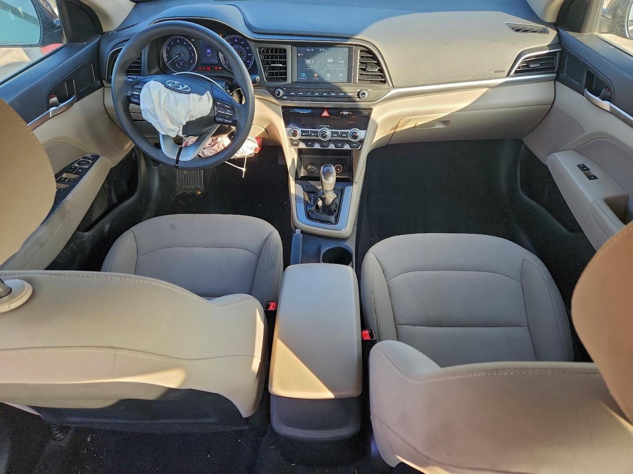 2020 HYUNDAI ELANTRA SEL photo 8