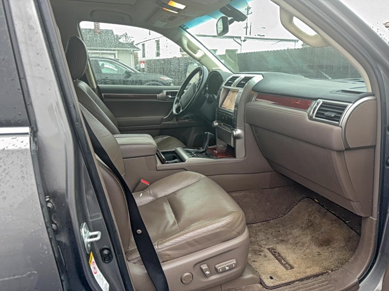 2012 LEXUS GX 460 photo 5