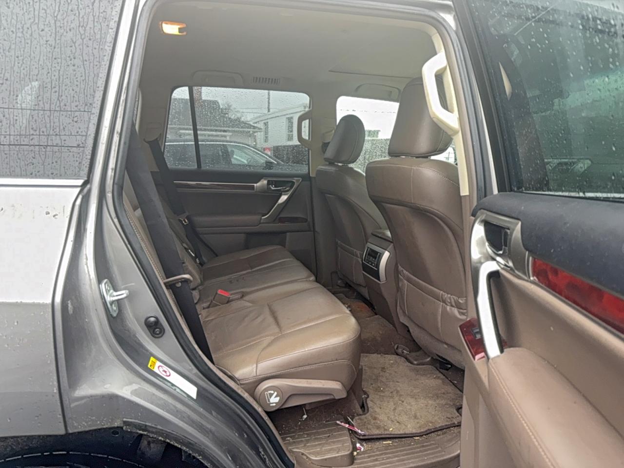 2012 LEXUS GX 460 photo 6