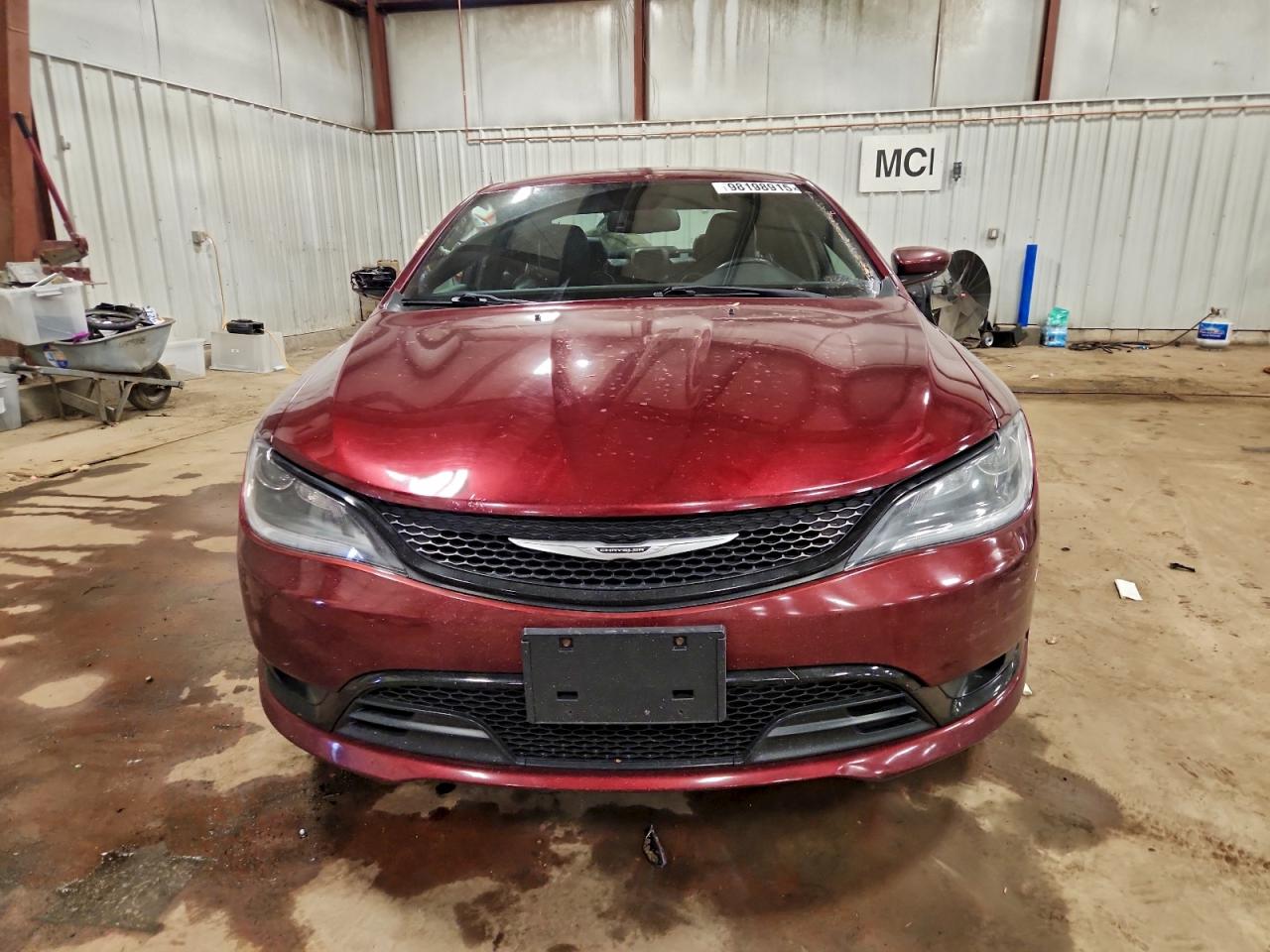 2016 CHRYSLER 200 S photo 5