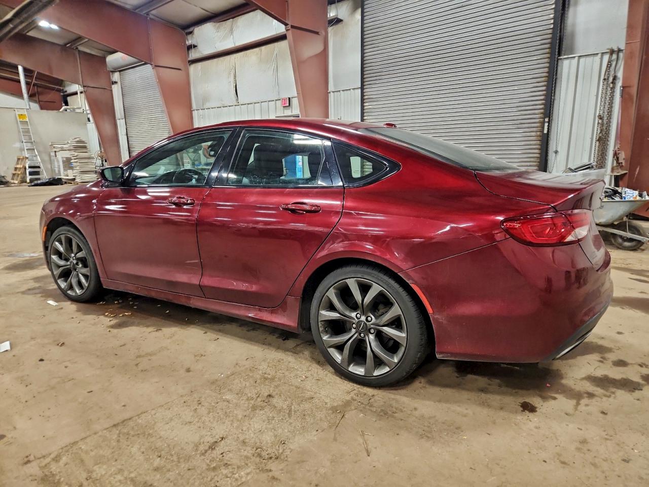 2016 CHRYSLER 200 S photo 2