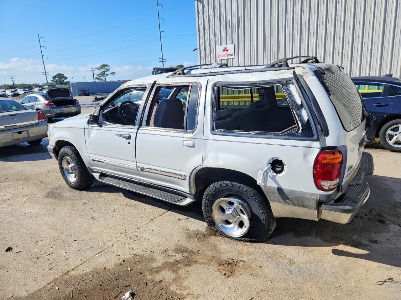 2000 FORD EXPLORER XLT photo 2
