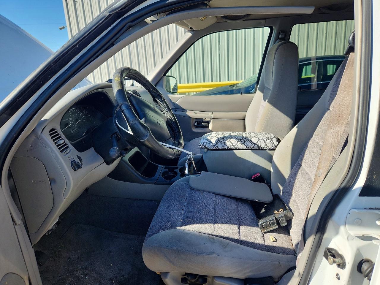 2000 FORD EXPLORER XLT photo 7