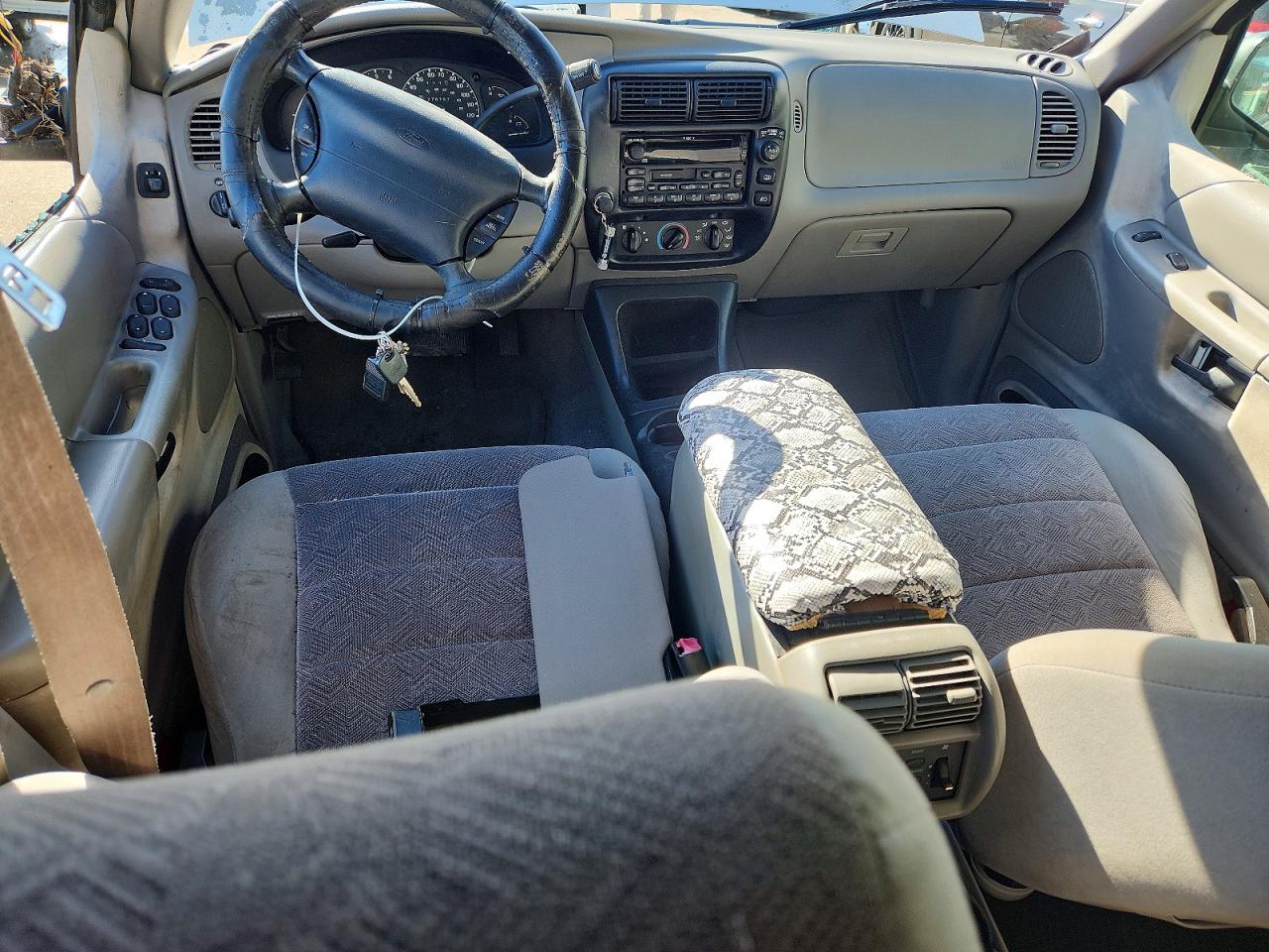 2000 FORD EXPLORER XLT photo 8