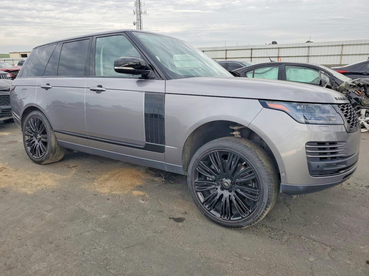 2020 LAND ROVER RANGE ROVER P525 HSE photo 4