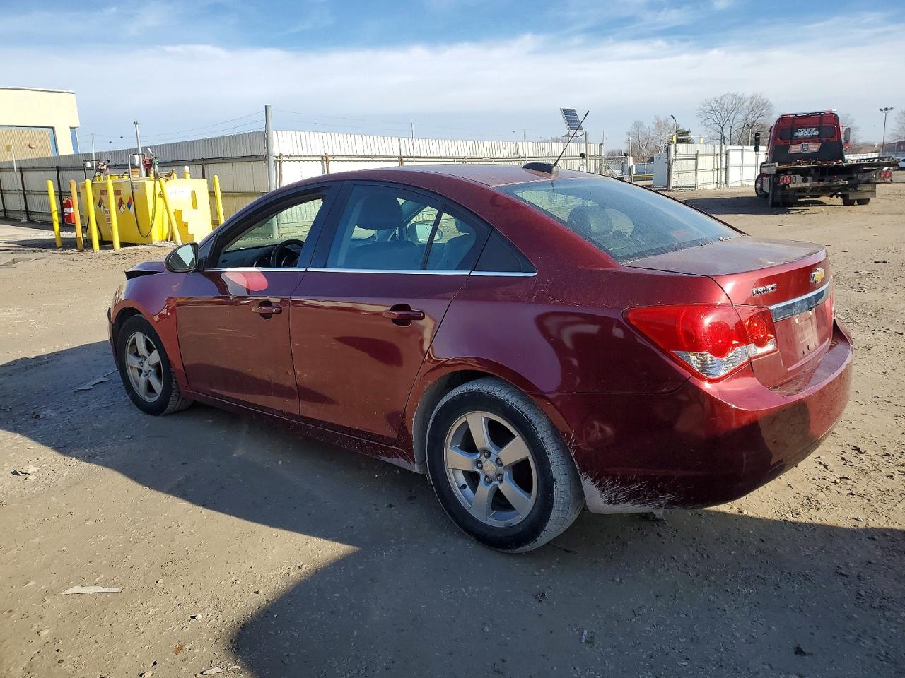 2015 CHEVROLET CRUZE LT photo 2