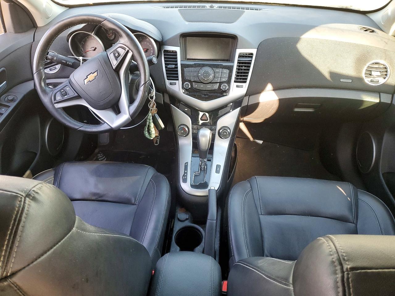 2015 CHEVROLET CRUZE LT photo 8