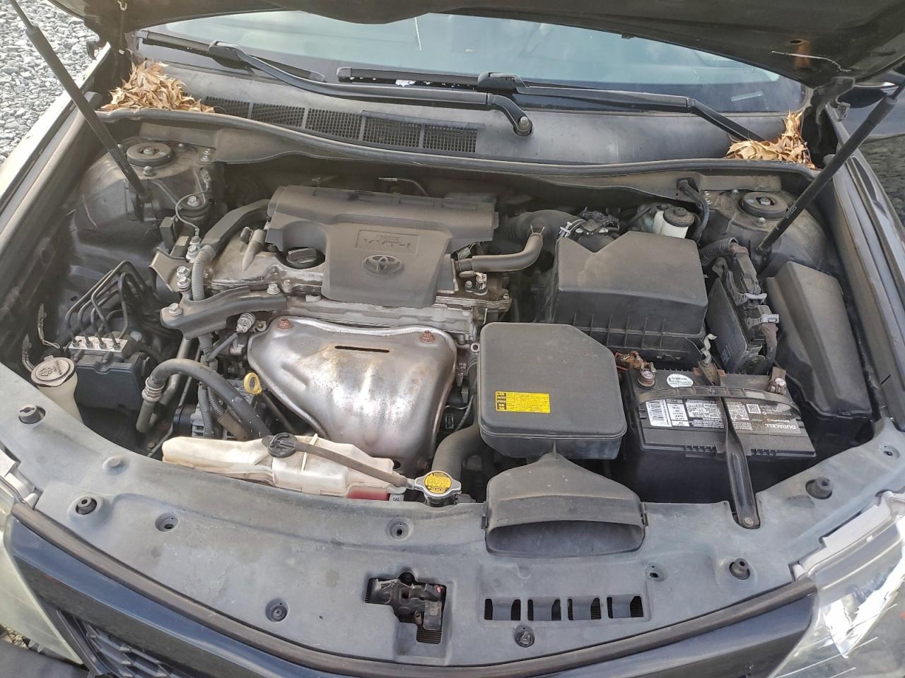 2013 TOYOTA CAMRY L photo 11