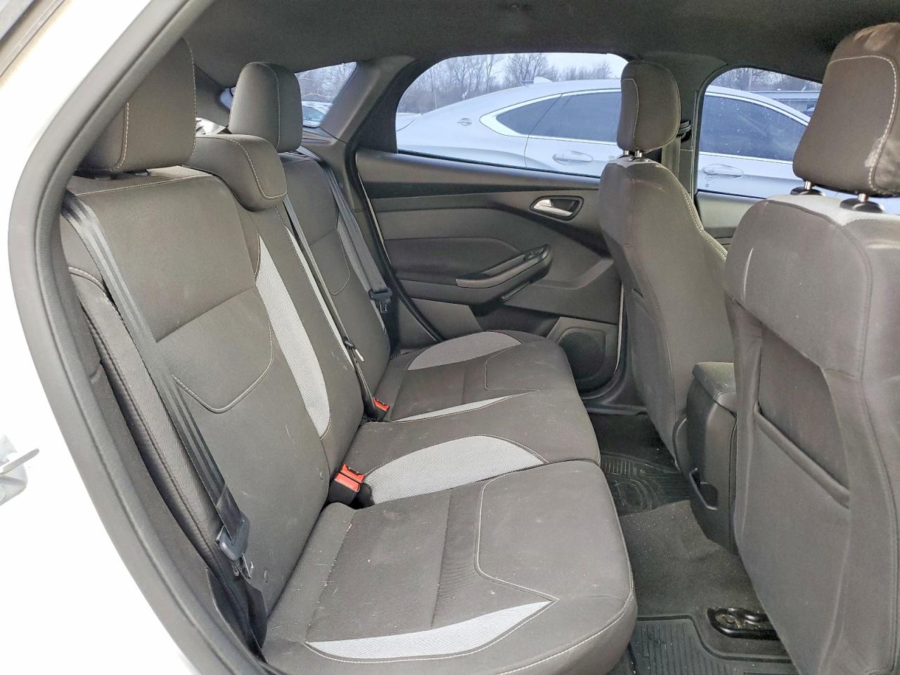 2018 FORD FOCUS ST photo 10