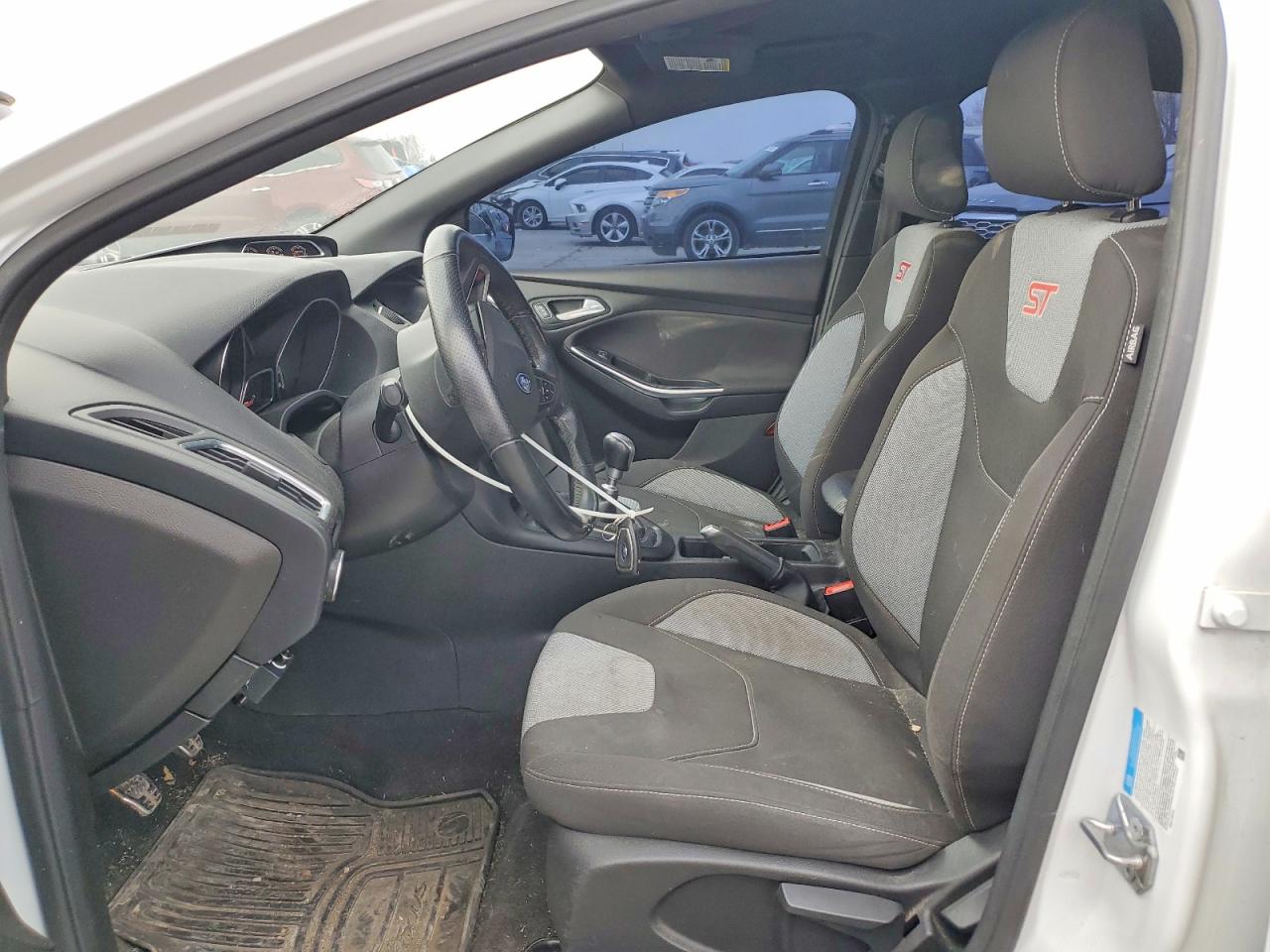 2018 FORD FOCUS ST photo 7
