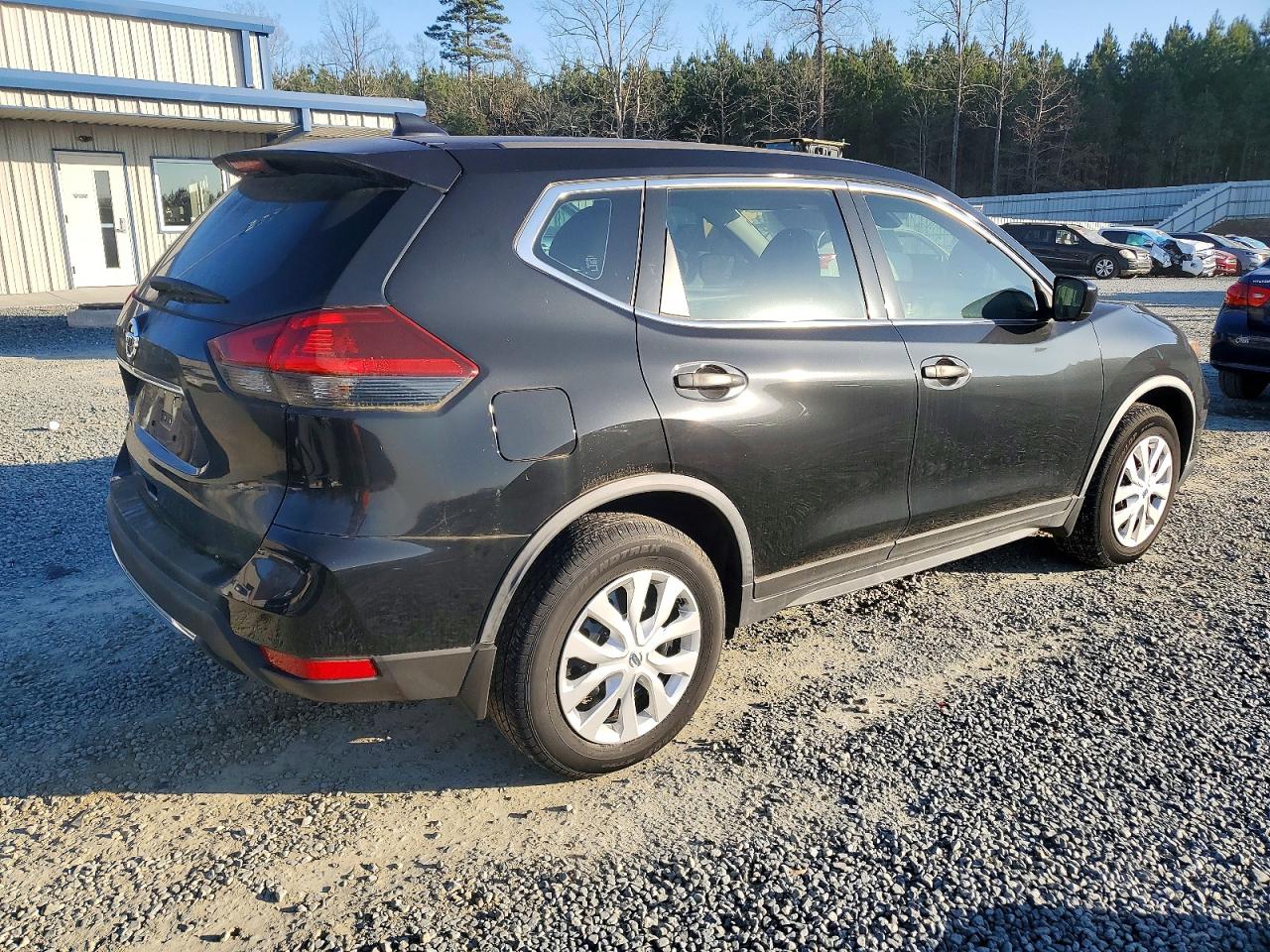 2020 NISSAN ROGUE S photo 3