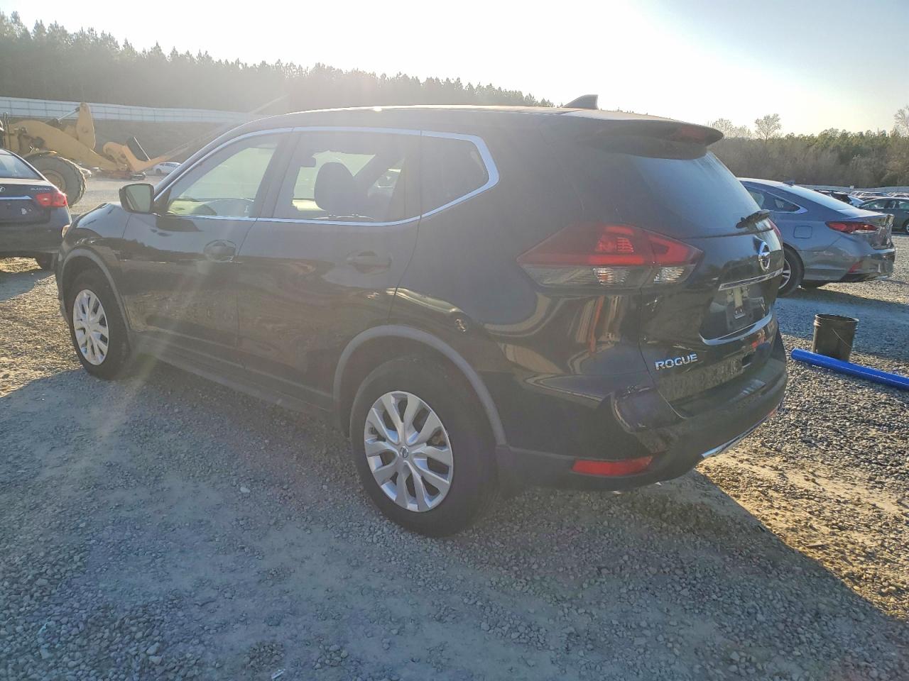 2020 NISSAN ROGUE S photo 2