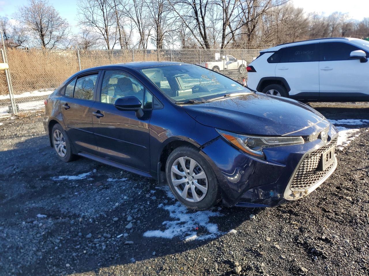 2020 TOYOTA COROLLA LE photo 4