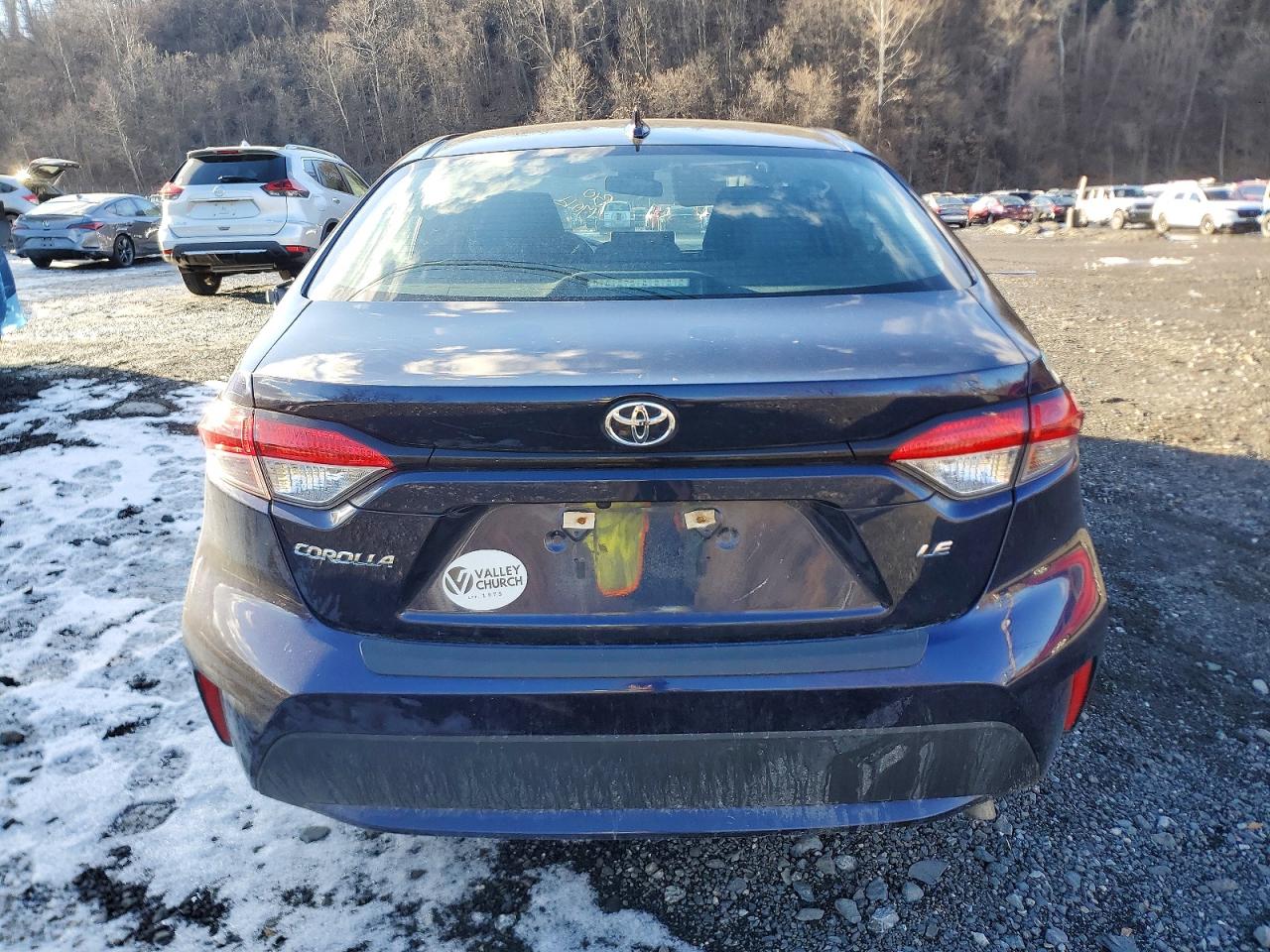 2020 TOYOTA COROLLA LE photo 6