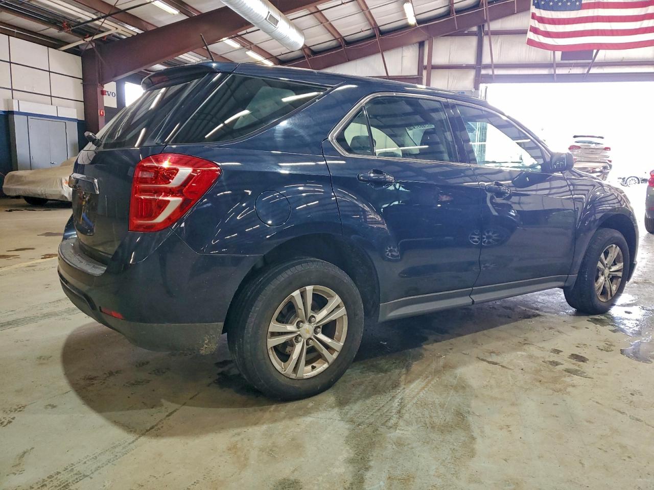 2017 CHEVROLET EQUINOX LS photo 3
