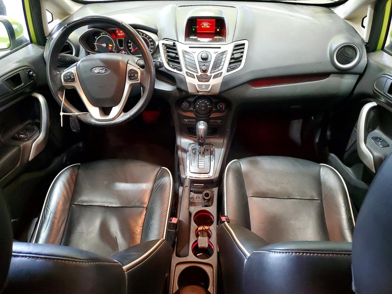 2011 FORD FIESTA SEL photo 8