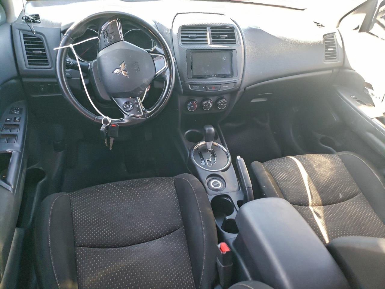 2016 MITSUBISHI OUTLANDER SPORT ES photo 8