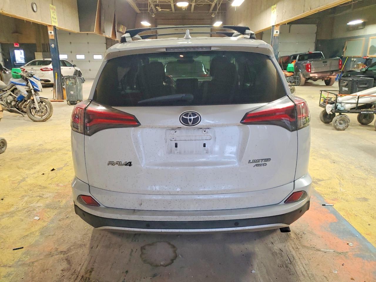 2016 TOYOTA RAV4 LIMITED photo 6