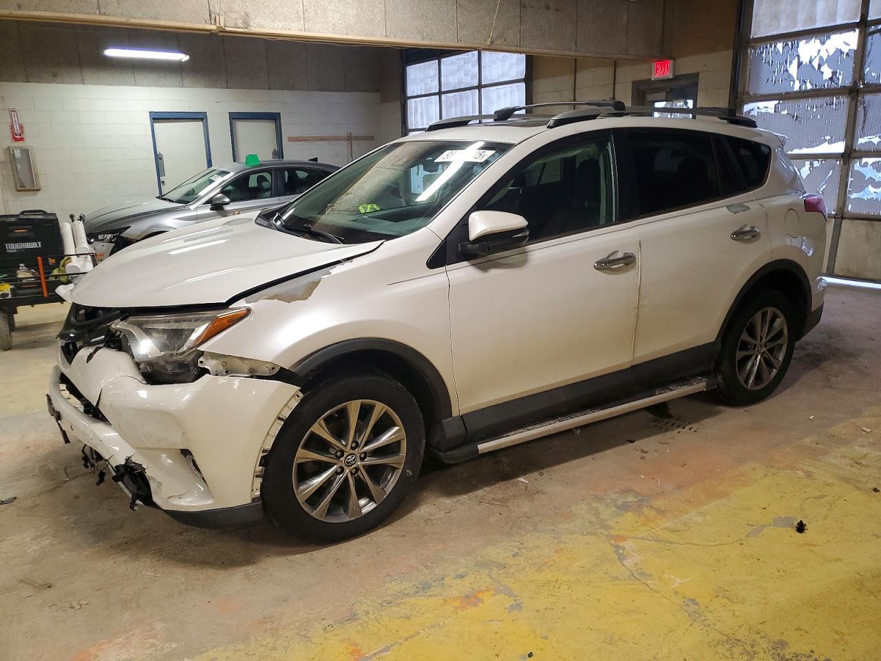 2016 TOYOTA RAV4