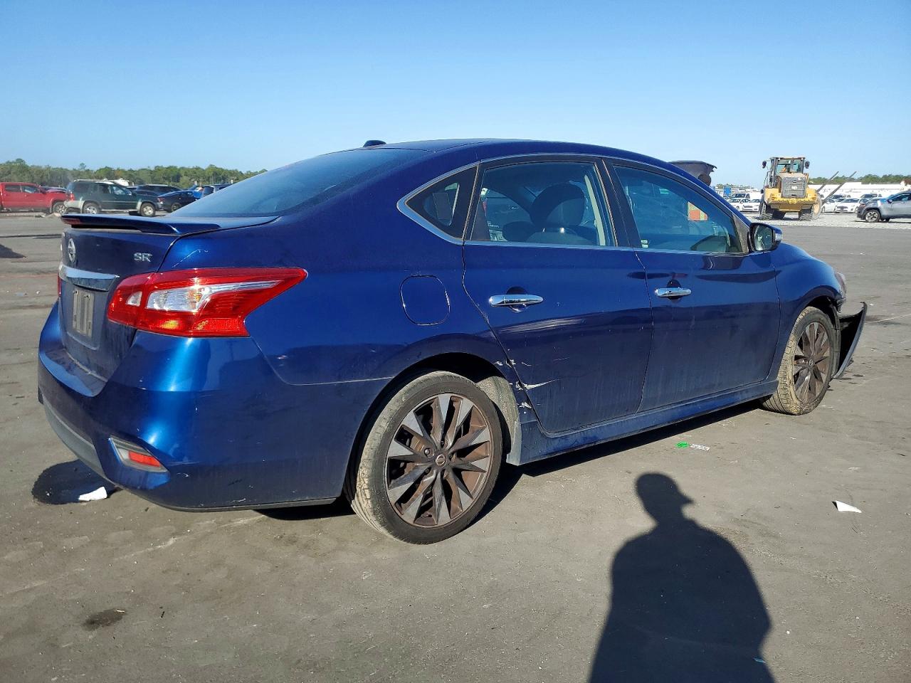 2018 NISSAN SENTRA S photo 3