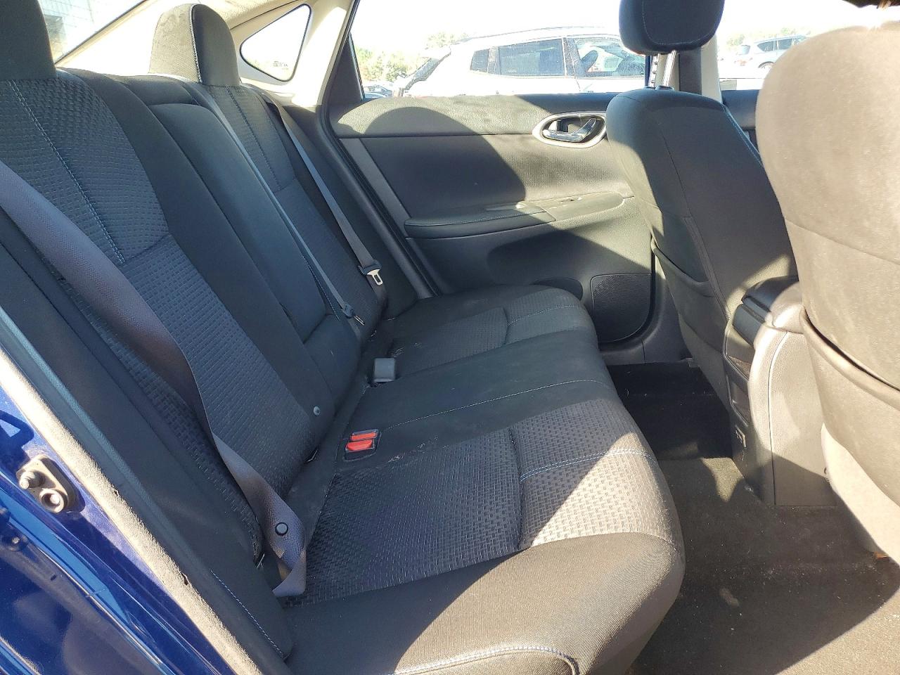 2018 NISSAN SENTRA S photo 10