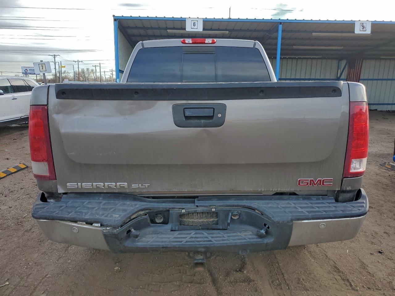 2012 GMC SIERRA K1500 SLT photo 11